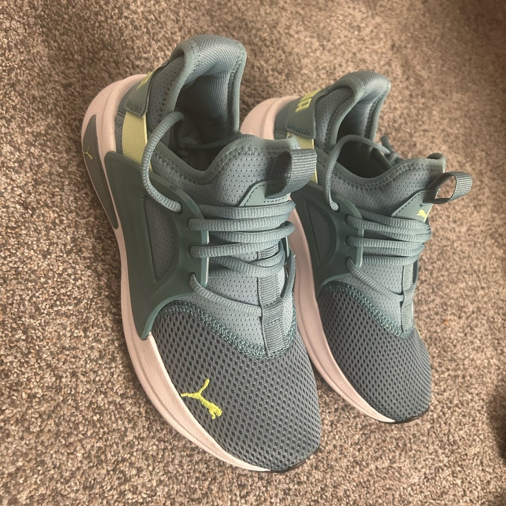 Teal puma sneakers